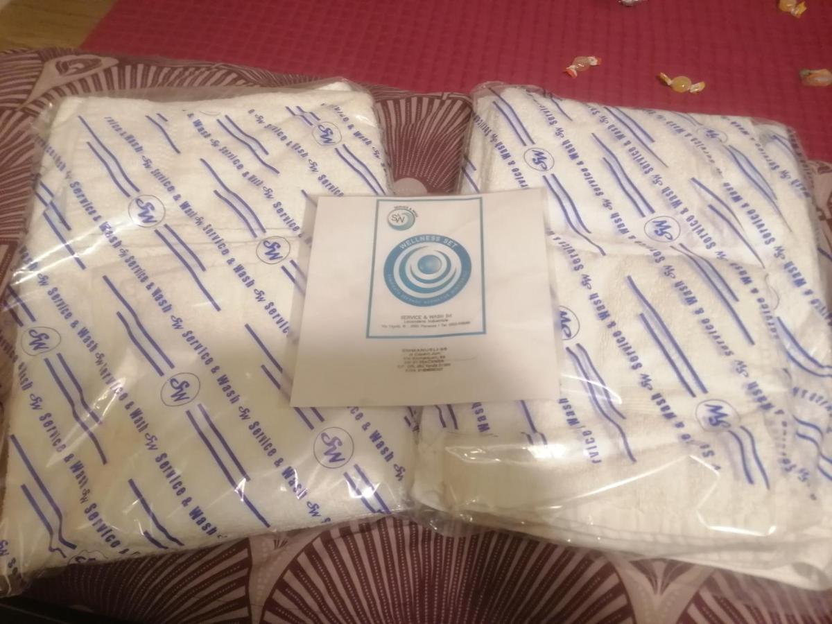 Emmanueli65 Fronte Clinica Per 5 Matrimoniale 2 Singoli 1 Divano Letto Пьяченца Экстерьер фото